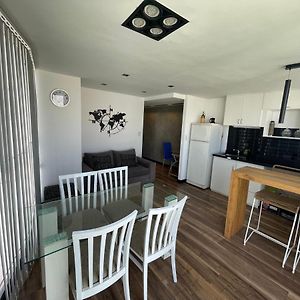 Departamento Con Pileta Y Gran Balcon Terraza Con Quincho Y Asador Propio